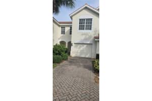 1078 Albany Ct 192, Naples