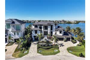 271 3rd St W, Bonita Springs