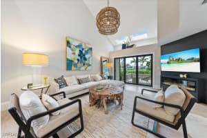 569 Park Shore Dr G5, Naples