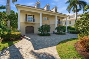 80 Southport Cv, Bonita Springs