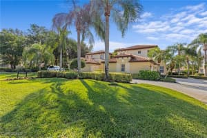 20651 Wildcat Run Dr 102, Estero
