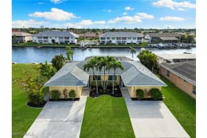 3830 Se 12th Ave, Cape Coral