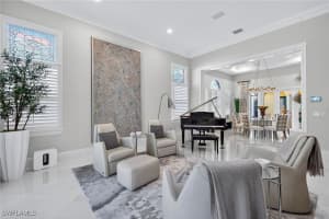 2757 Medallist Ln, Naples