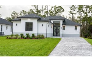 3565 43rd Ave Ne, Naples