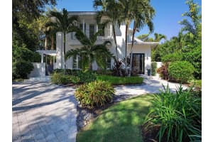 501 2nd Ave N, Naples