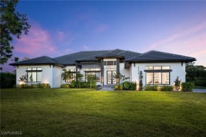 6590 Trail Blvd, Naples