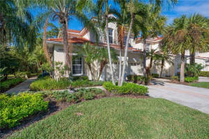 4695 Winged Foot Ct 101, Naples