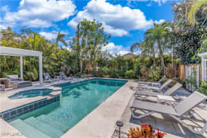 564 109th Ave N, Naples