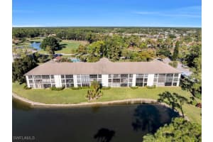 440 Fox Haven Dr 2109, Naples