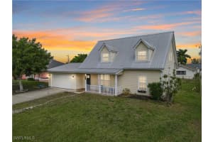 207 Se 22nd St, Cape Coral