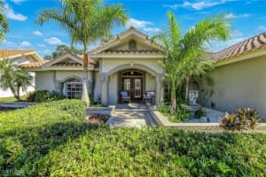 146 Muirfield Cir, Naples