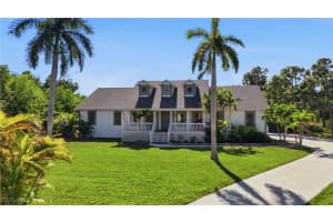 5561 Blyth Ct, Bokeelia