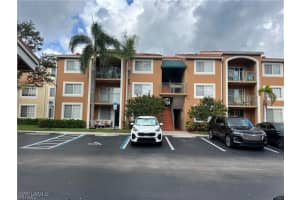 1210 Wildwood Lakes Blvd 206, Naples