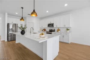 1779 Hagen Ct, Naples