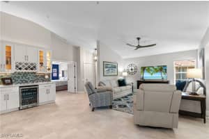 13213 Sherburne Cir 403, Bonita Springs