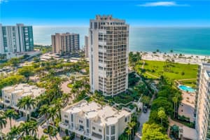 4021 Gulf Shore Blvd N 403, Naples