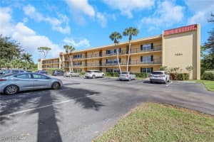 1084 Forest Lakes Dr 7304, Naples 1084 Forest Lakes Dr 7304, Naples