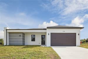 379 Pennfield Ave, Lehigh Acres