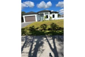 2604 56th St Sw, Lehigh Acres
