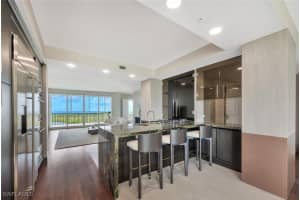 275 Indies Way 1605, Naples