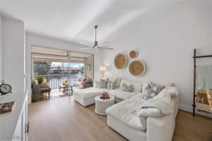 2450 Old Groves Rd 201, Naples