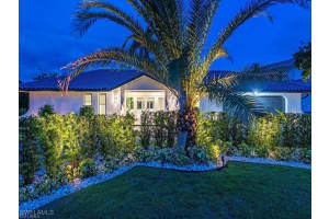 4856 Crayton Rd, Naples