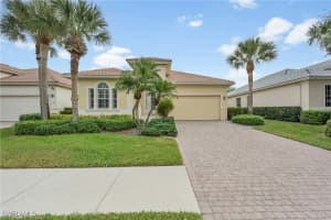 5569 Whispering Willow Way, Fort Myers