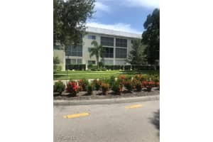 216 Banyan Blvd 216, Naples