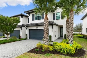 7480 Rockefeller Dr, Naples