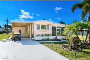 41 Sonderhen Dr, Naples