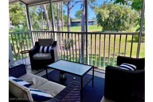 202 Peppermint Ln 2, Naples