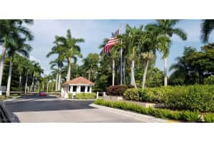 7745 Woodbrook Cir 3703, Naples