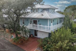 3798 Cracker Way, Bonita Springs