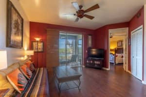 242 Newport Dr 502, Naples