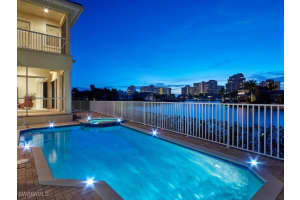 4419 Crayton Rd, Naples