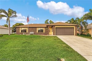 205 Nw 14th St, Cape Coral