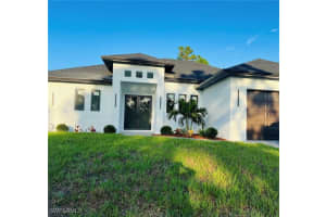 813 Aiken Ave, Lehigh Acres