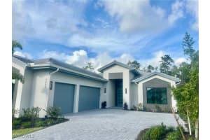 9692 Moonflower Ln, Naples