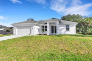 604 Columbus Ave, Lehigh Acres