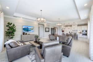 16379 Viansa Way 301, Naples