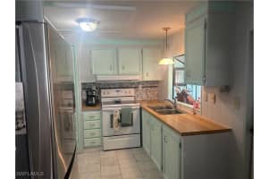 221 Indian Key Ln 254, Naples