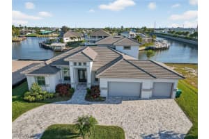 980 N Barfield Dr, Marco Island
