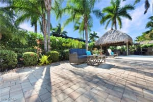 13553 Snapper Ln, Naples