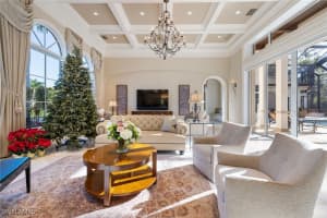 29090 Teramo Way, Naples