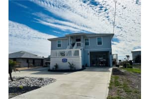 7934 Buccaneer Dr, Fort Myers Beach