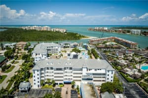 160 Palm St 308, Marco Island