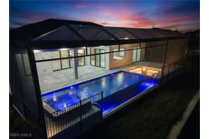 109 Ne 5th Ter, Cape Coral