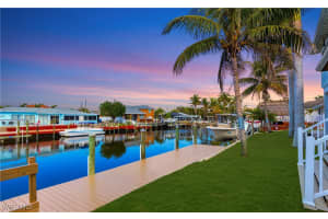 12277 Boat Shell Dr, Matlacha Isles