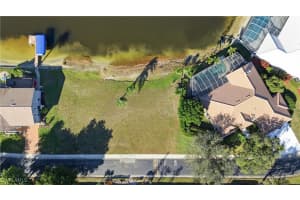 5090 Harborage Dr, Fort Myers