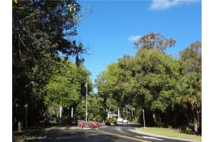 1860 Bald Eagle Dr 403b, Naples